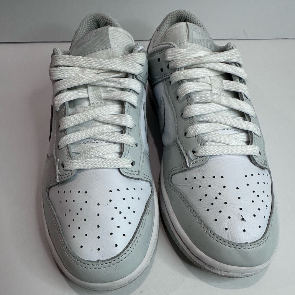 Nike women’s White and Gray Sneakers - Picture 6 of 6